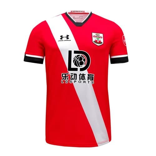 camisetas color rojo y blanco