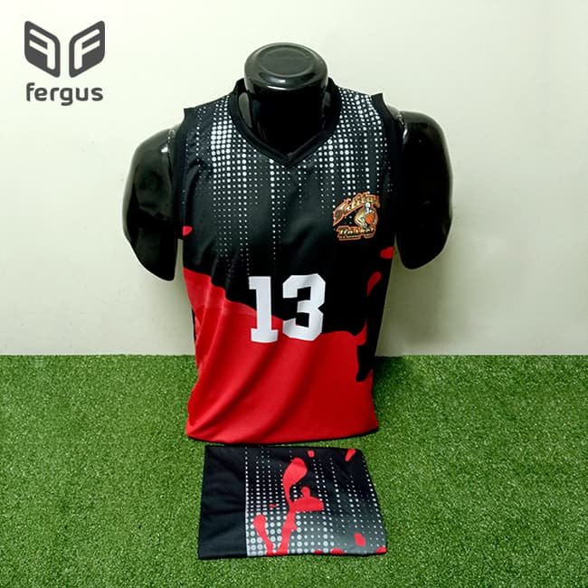 foto de camisetas de basquet rojo negro personalizadas