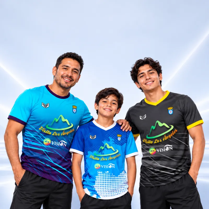 Camisetas de fútbol del mismo club para tres series distintas