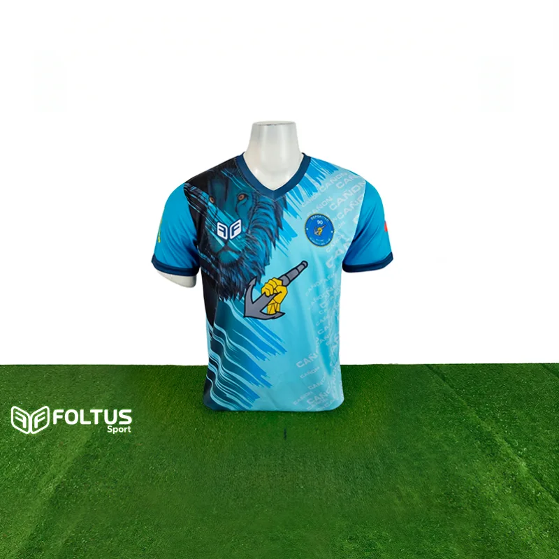 Equipos de una liga de fútbol con camisetas hechas por Foltus Sport